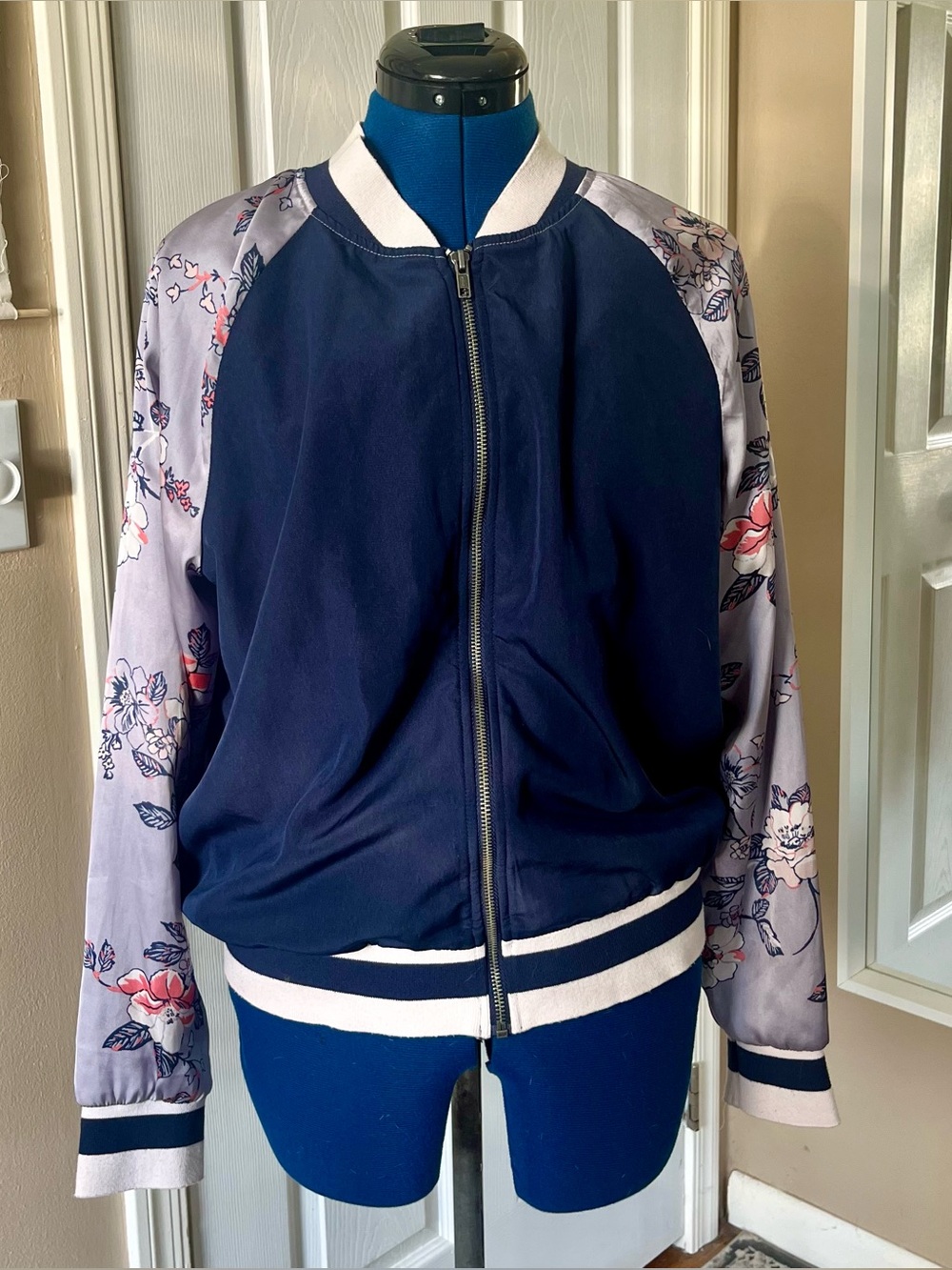 Xhilaration lightweight navy blue bomber jacket, contrast floral sleeves, size L